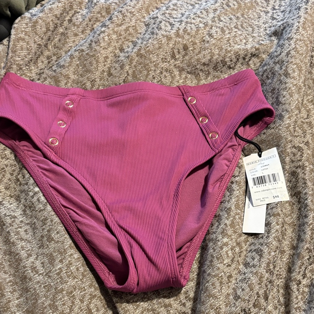 💕NWT! Robin Piccone Lotus Bikini Bottom